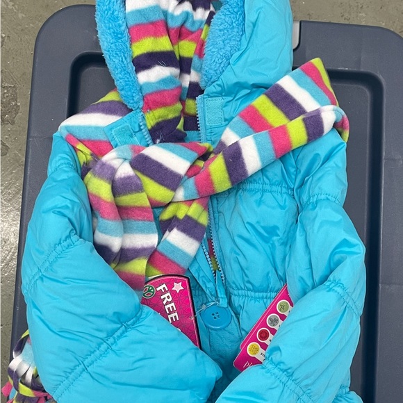 New Puffer Jacket with Hat and Rainbow Striped Scarf, Girls Size 4T - Aqua - Picture 9 of 10